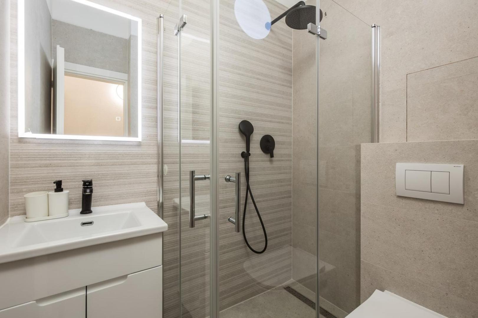 Apartments Jadranka 오미살즈 외부 사진