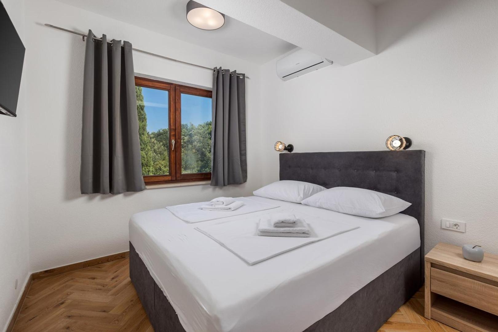 Apartments Jadranka 오미살즈 외부 사진